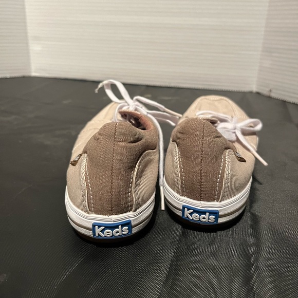 Keds tan/ cream Casual Sneakers woman’s size 7.5 like new - Picture 3 of 7